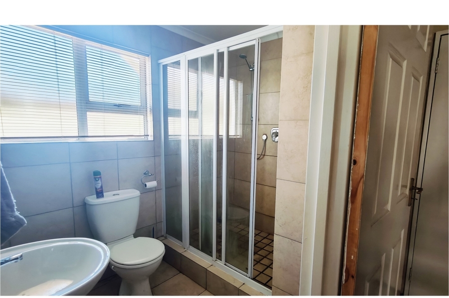 4 Bedroom Property for Sale in Moorreesburg Western Cape